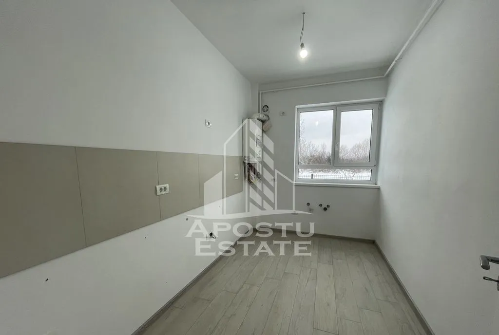 Spatiu comercial loc parcare 53 mp Zona Planetelor