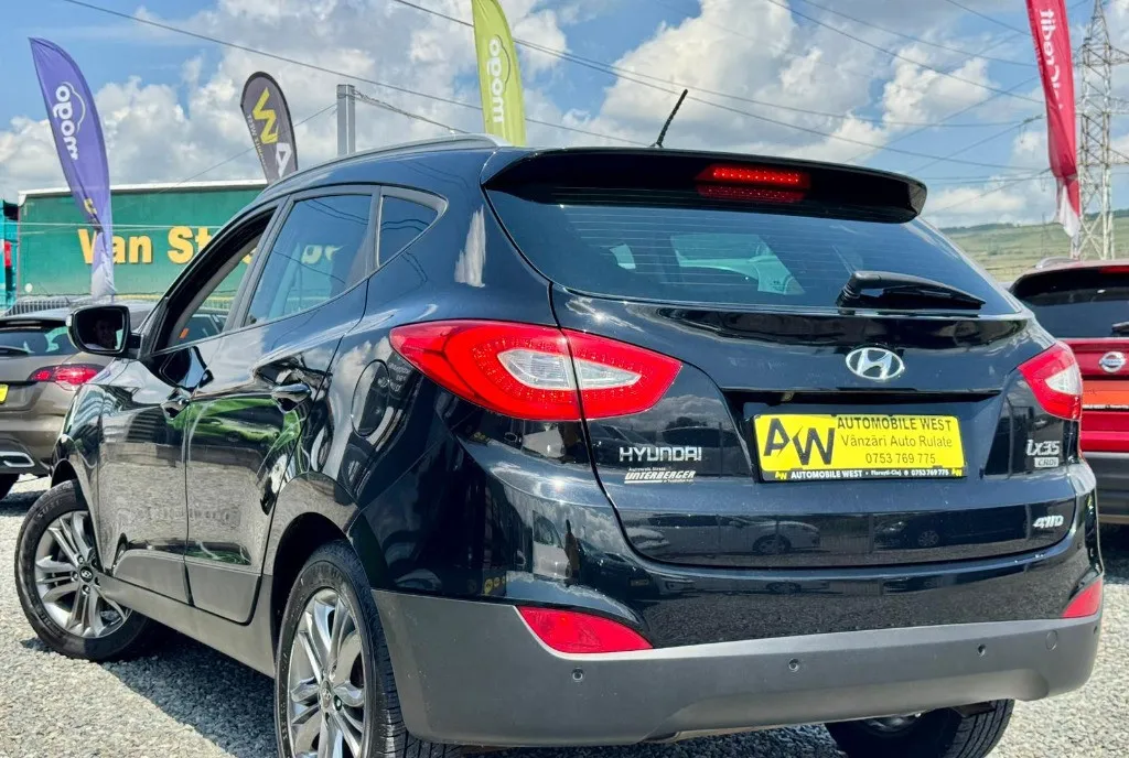Hyundai ix35 2 0 CRDI 4WD Premium 9 990 eur