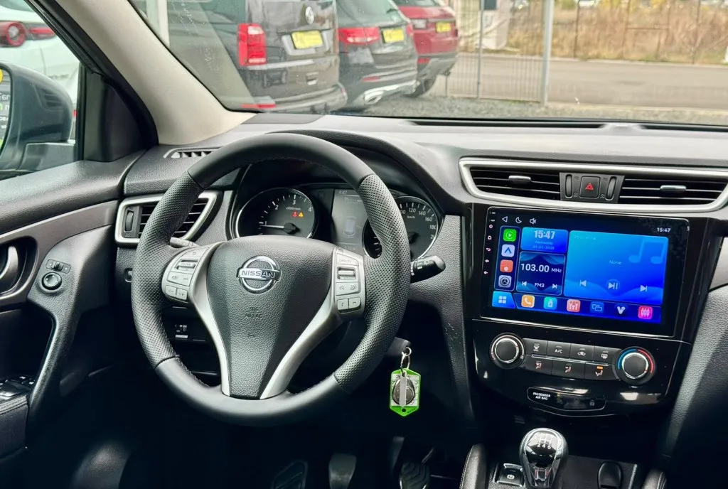 Nissan Qashqai 1 5 DCI TEKNA 7 990 eur