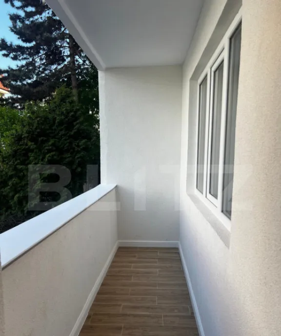 Apartament 2 camere decomandate 37 mp etaj 1 zona Manas
