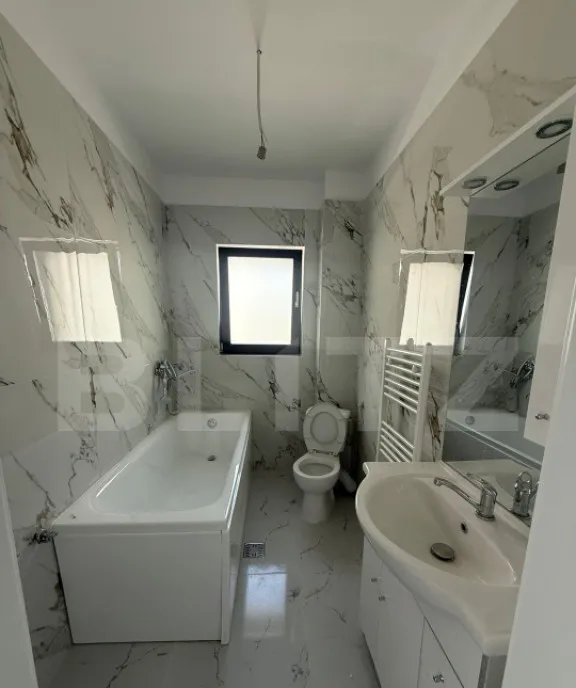 Apartament 3 camere 73 60 mp zona Burdujeni