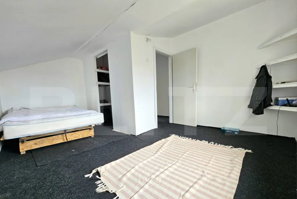 Casa 200 mp utili 1000 mp teren zona