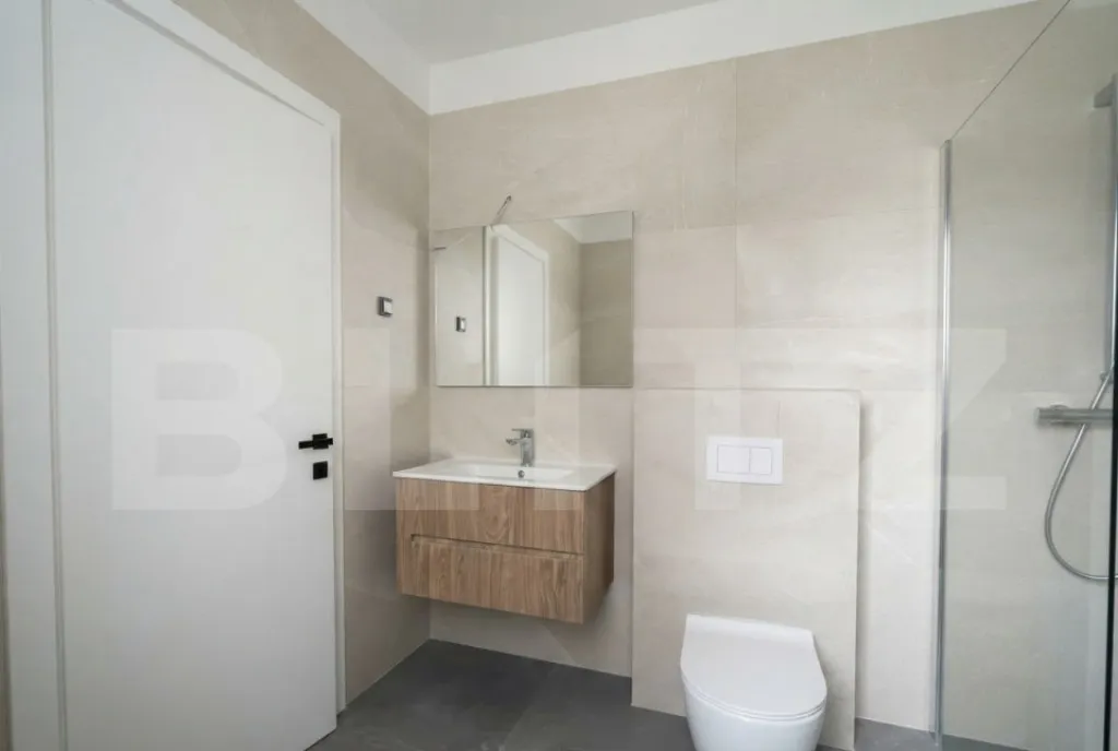 Studio de vanzare 50 mp terasa 14 mp zona Calea Baciului