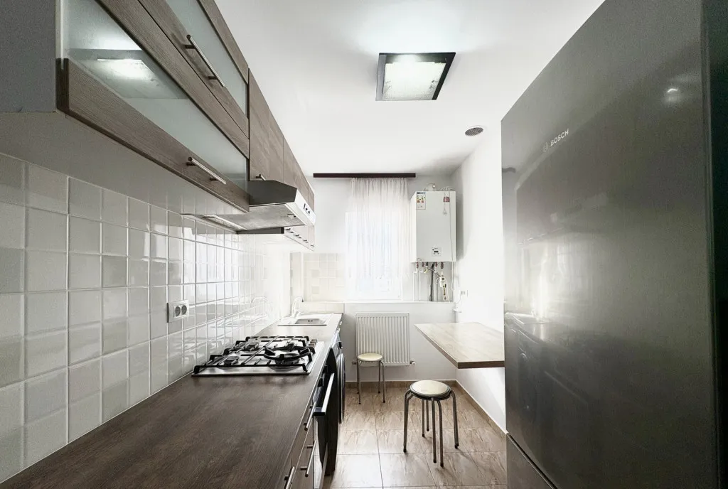 92000euro Apartament 3 camere renovat ct liber