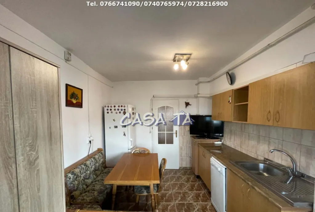 Apartament 2 Camere Etaj 5/6 ultracentral Strada Victori