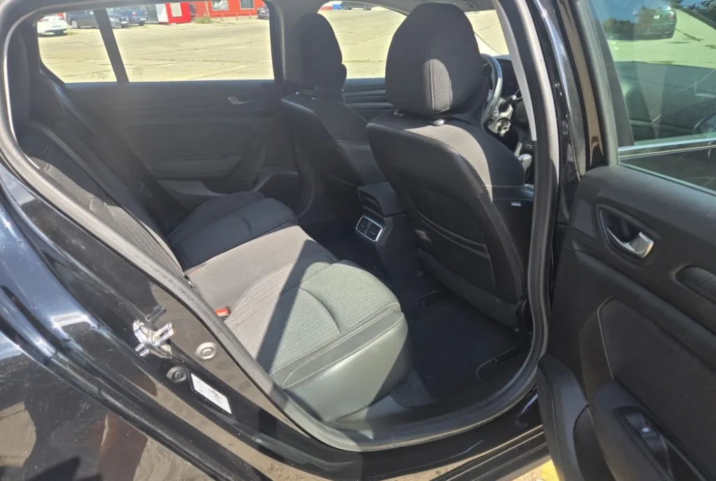 Renault Megane Automat 8 950 eur