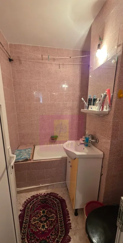 Apartament cu 2 camere de vanzare in Azuga - vedere spre munte