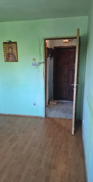 Vand apartament 2 camere decomandat in Deva str Minerului