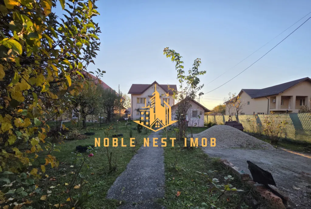 Casa P E M 2340 mp teren valea marului