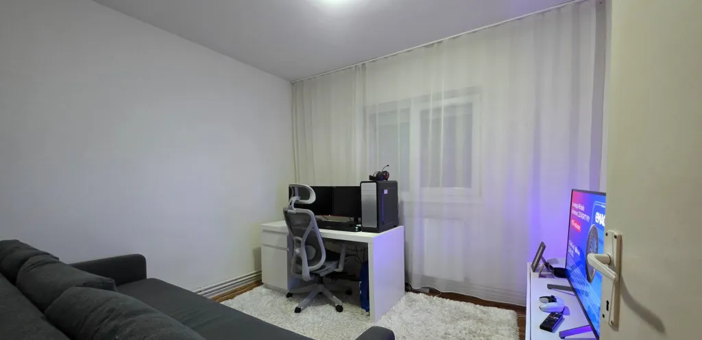 Apartament cu 3 camere decomandat 2 balcoane Girocului T