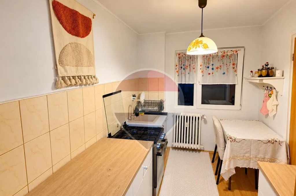 Militari apartament 3 camere et 1/4 Metrou Gorjului/ Apusului