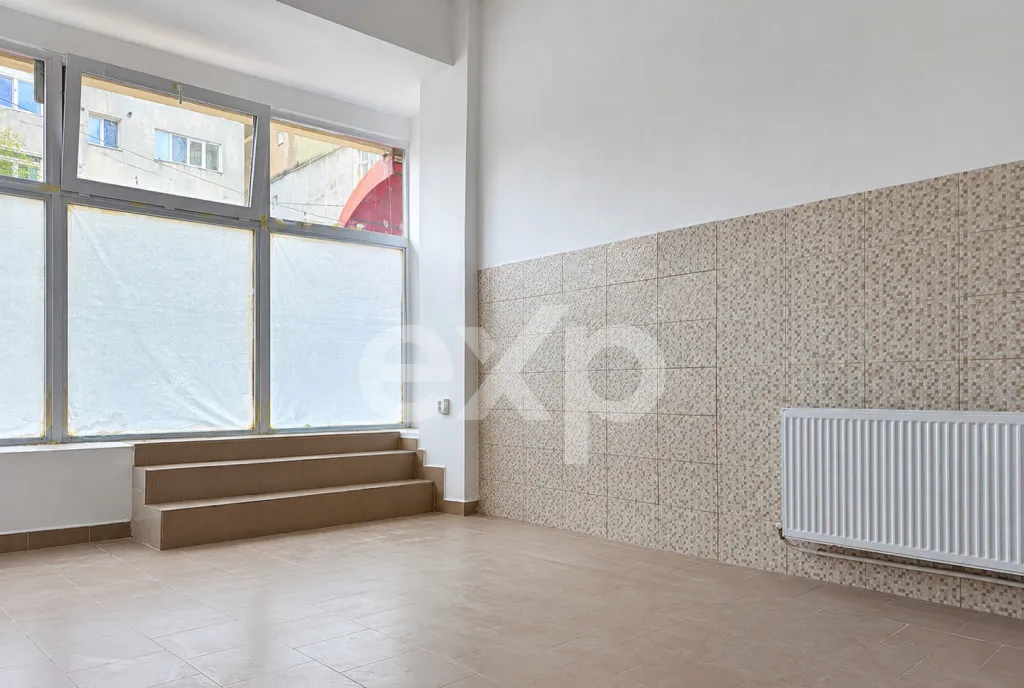 Spatiu comercial de vanzare 151 mp Strada Bicaz