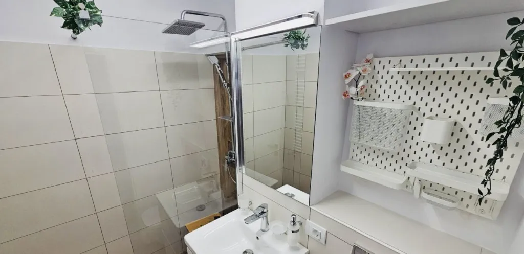 Apartament 2 camere Calea Dorobatilor