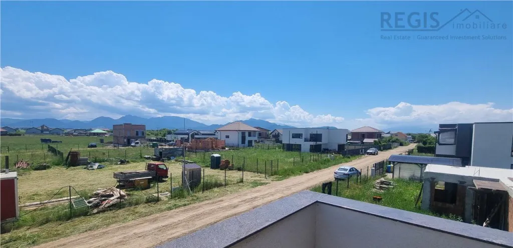 Vila de 5 camere zona Sanpetru Brasov