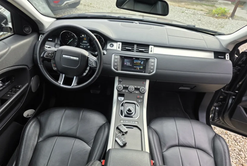 Land Rover Range Rover Evoque 2019 2 0d 150cp Panoramic Piele navi 9 500 eur