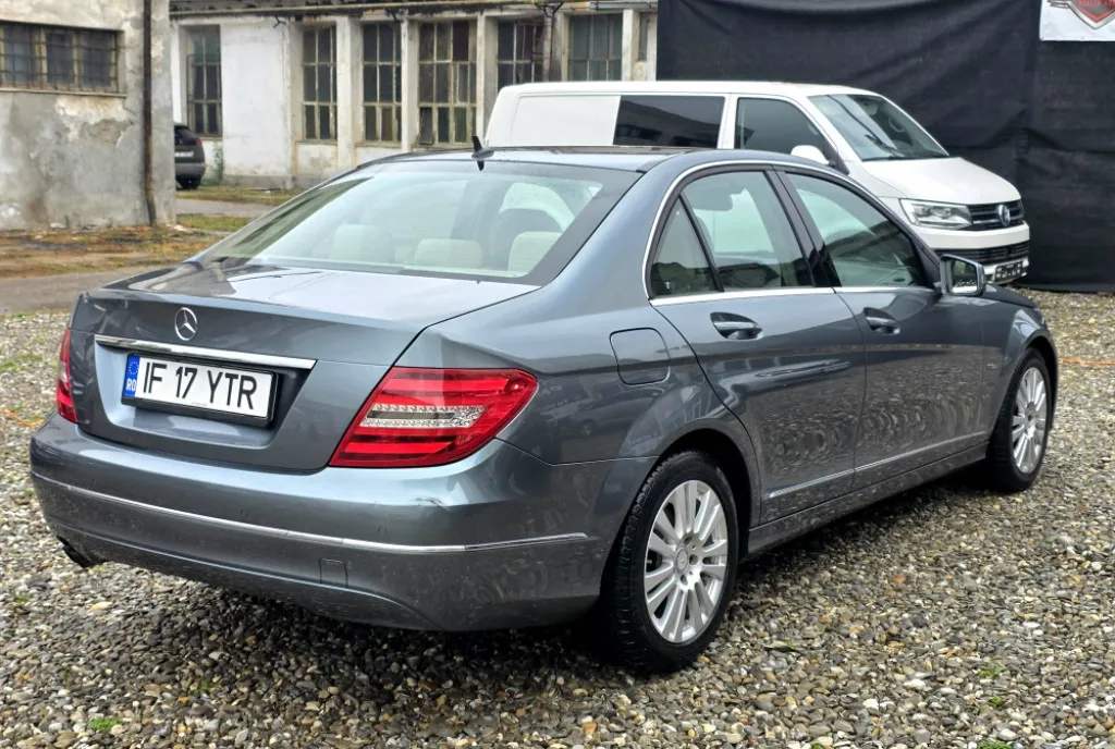 Mercedes C200 CDI automata Elegance An 2012 5 500 eur