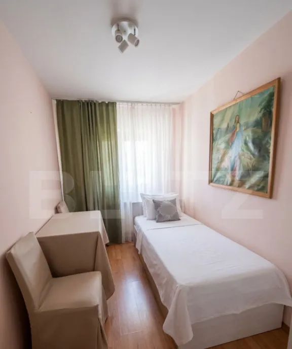 Apartament 3 camere 58 mp zona Alexandru cel Bun
