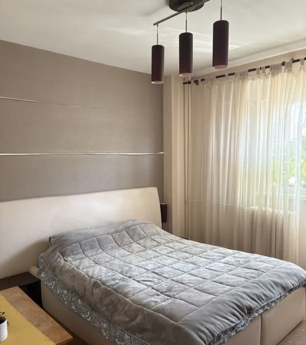 Giurgiului 2 camere Apartament de mijloc Mobilat Utilat