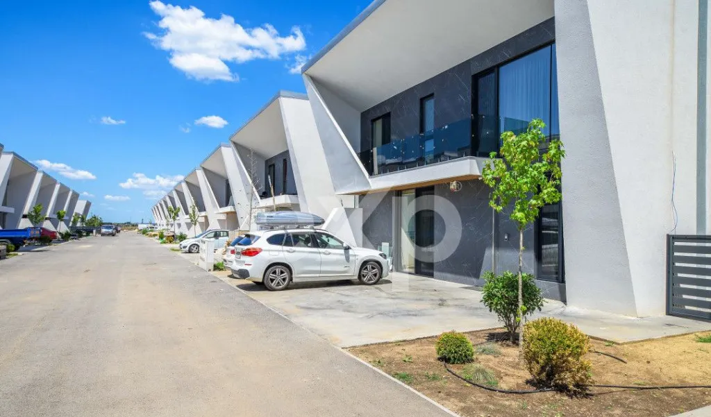 Vila de inchiriat 6 camere piscina pompe de caldura