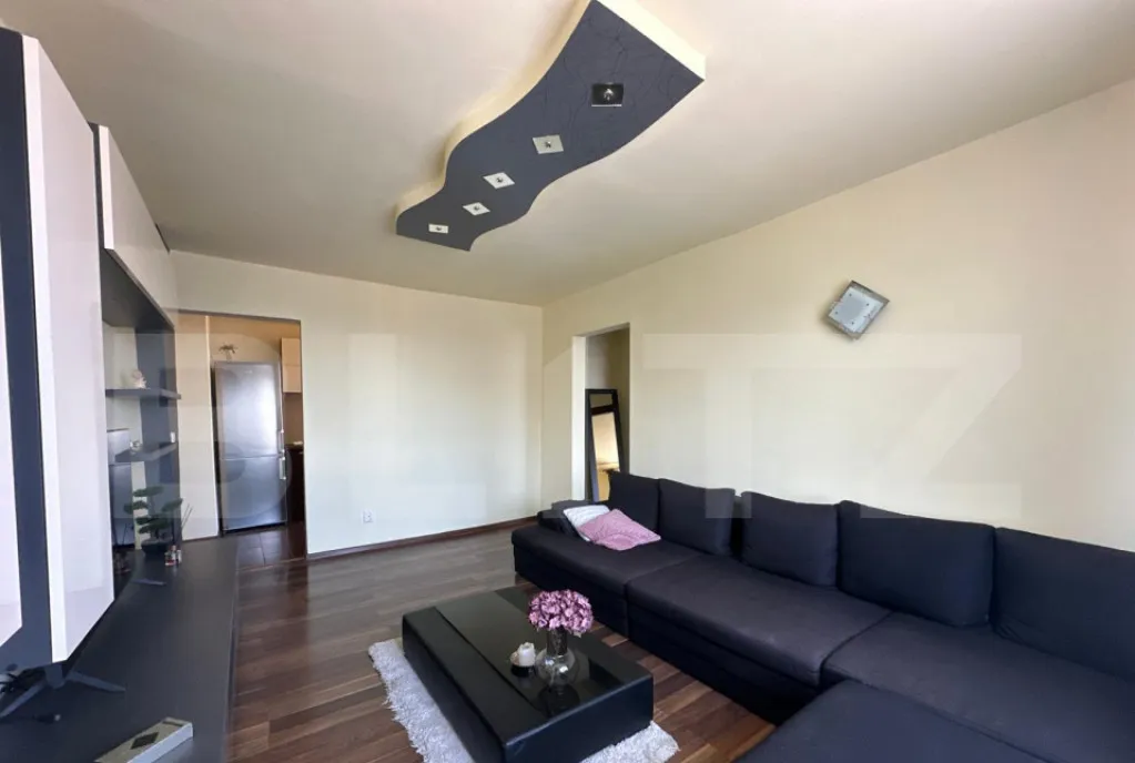 Apartament 3 camere 76 mp luminos Ciric