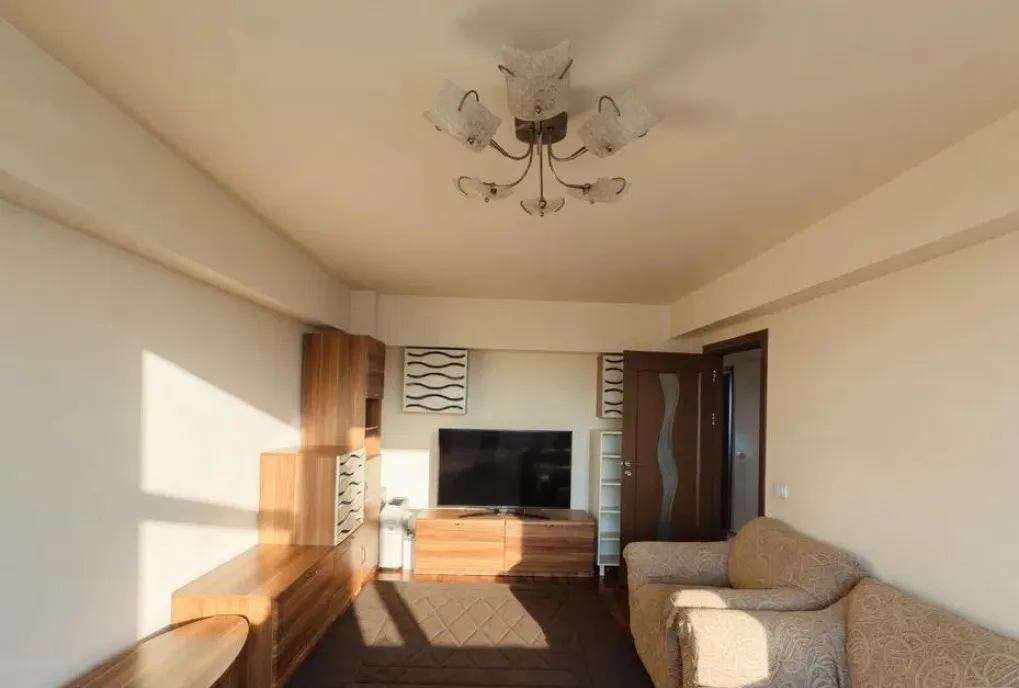 Apartament 2 camere 41 mp zona Calea Severinului