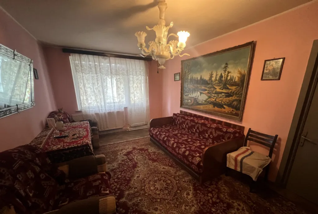 Apartament 2 camere 45 52 mp zona Nicolae Titulescu