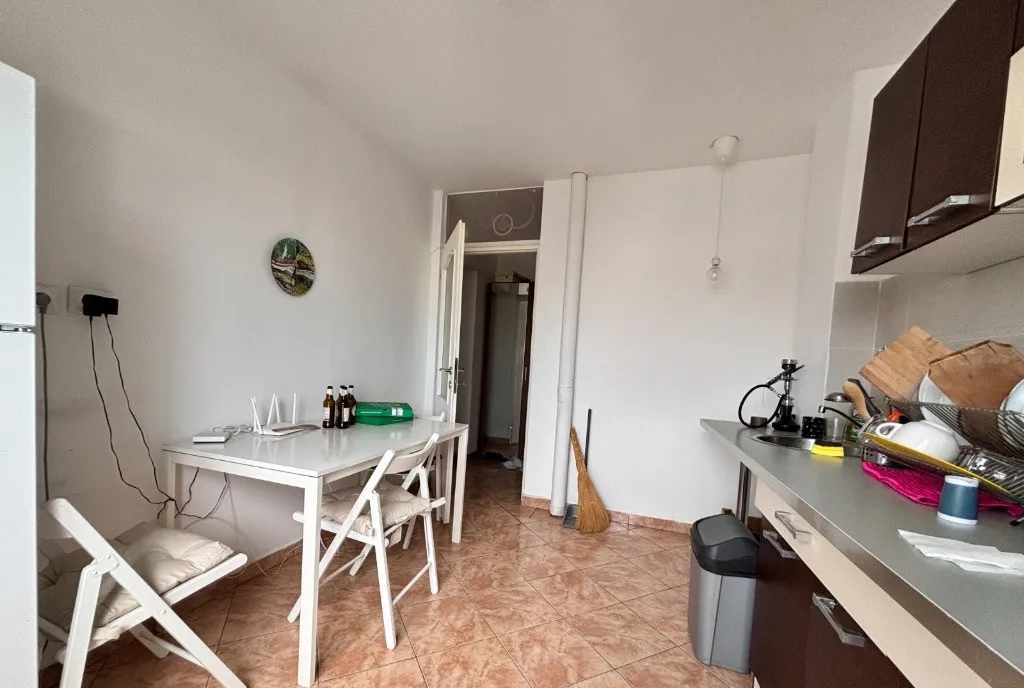 Apartament 3 camere de vanzare str Mohorului