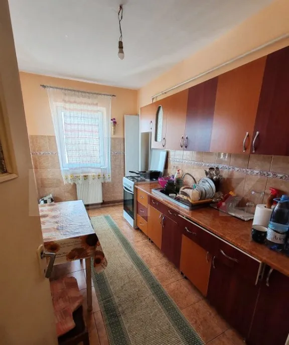 Apartament 4 camere Gemenii