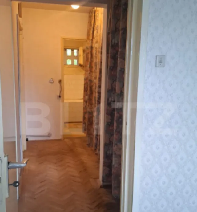 Apartament 3 camere renovabil Etaj 1 Zona Astra Comple