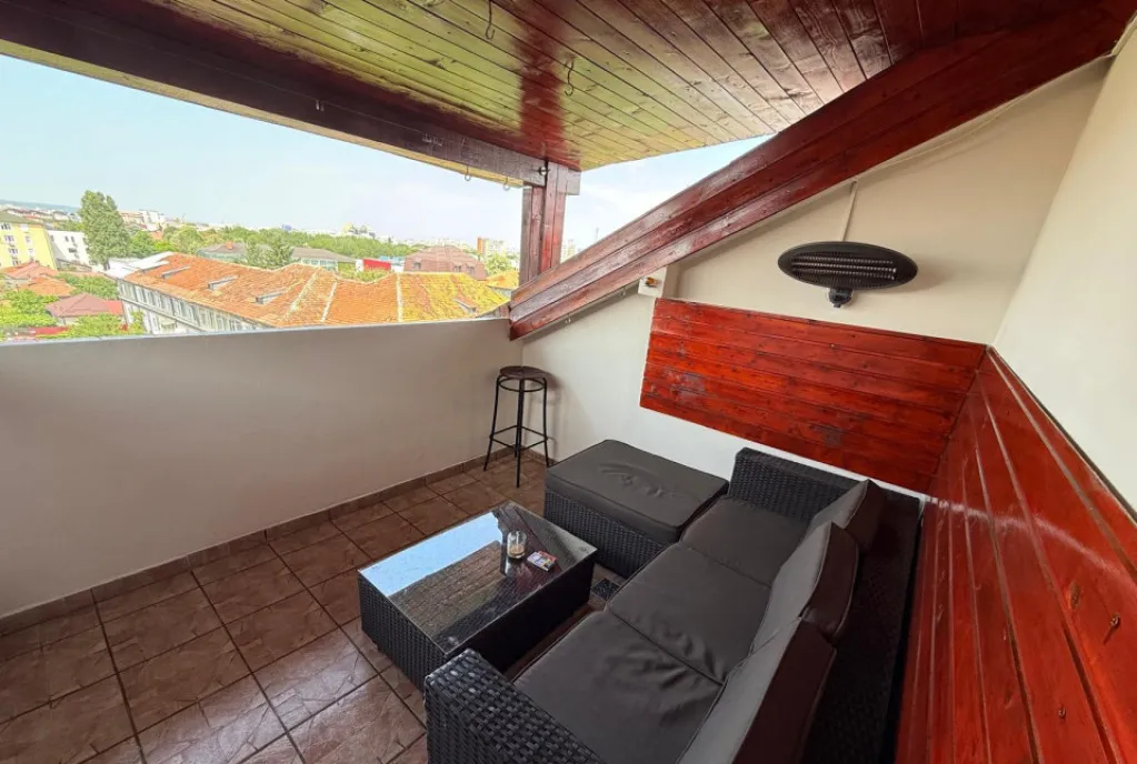 Apartament 4 camere decomandat cu scara interioara Zona Sar