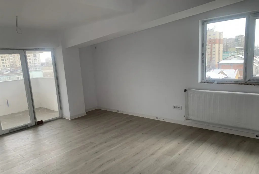 Apartament 4 camere decomandat nou George Enescu
