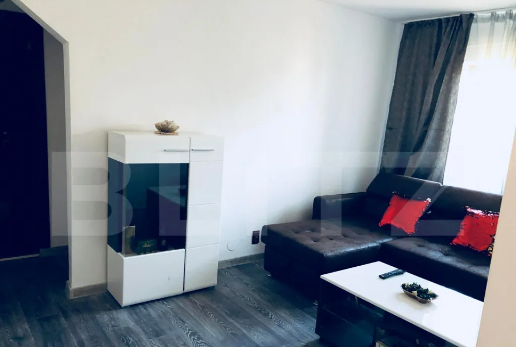 Apartament 3 camere 68 mp Rovine zona Damarin