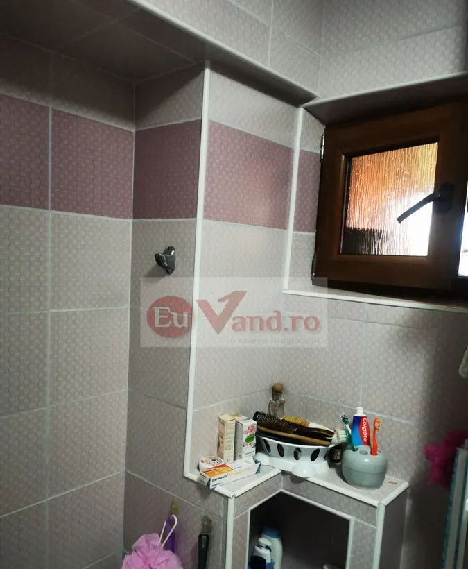 Mazepa 1 br uri de vanzare apartament cu 3 camere etaj 4/10