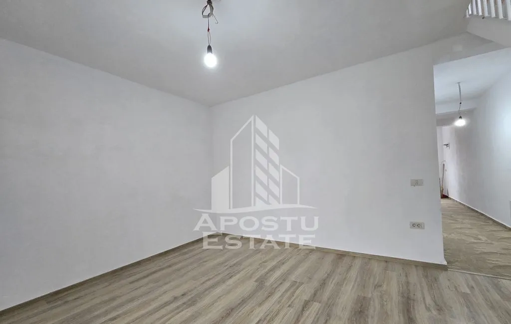 Duplex complet decomandat cu 4 camere si 2 bai langa Bucovat