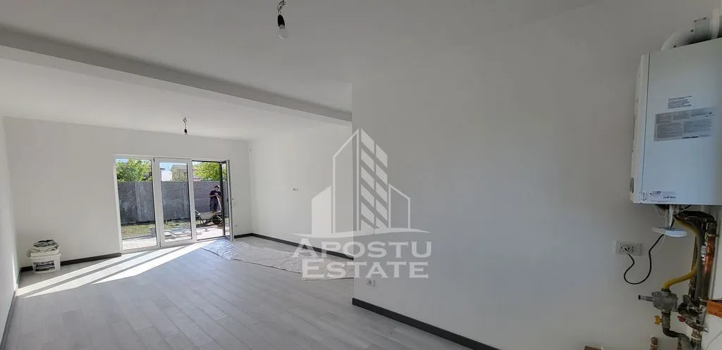 Duplex nou pe parter 3 camere 2 bai Dumbravita la cheie