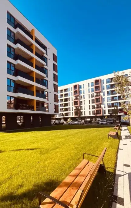 Constructor vand apartament 1 camera str Tineretului Floresti