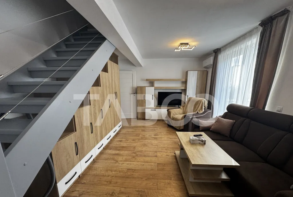 Apartament de vanzare cu 5 camere 2 parcari zona Brana Selim