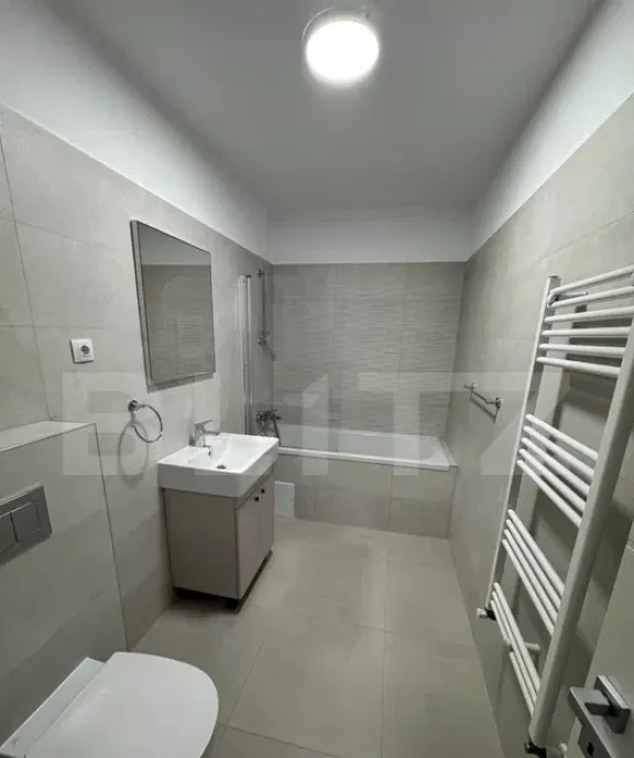Apartament 2 camere decomandat de vanzare Mobilat si uti