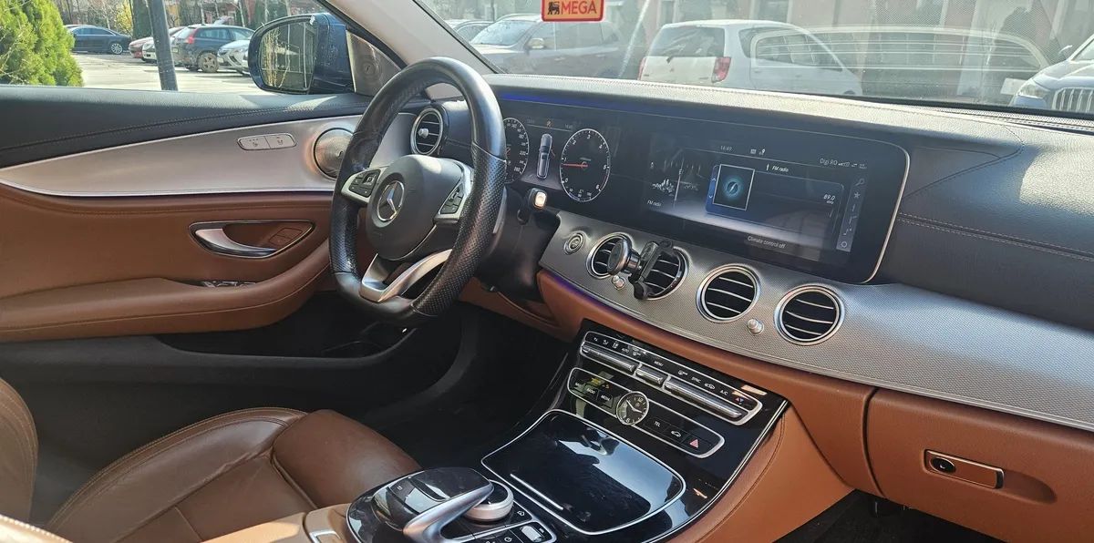 Mercedes Benz E 220