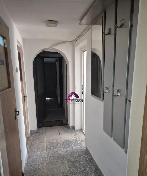 Loc 238 n camer 259 -- 160 eur/lun 259 Tot inclus Metr