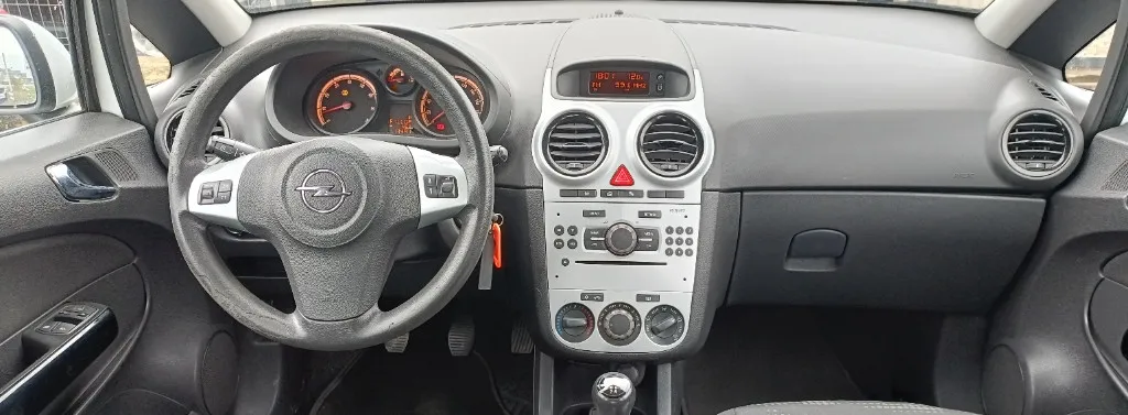 Opel Corsa 3 600 eur