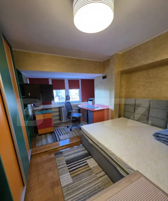 Apartament 4 camere 100 mp parcare zona Ultracentral