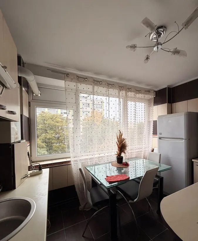 Ferdinand Gara de Est vizavi parc Titus Ozon apartament 3 camere