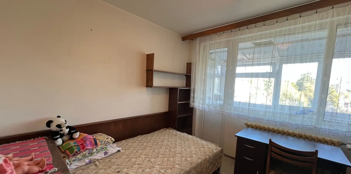 Gorjului Militari Apartament 4 camere in bloc reabilitat