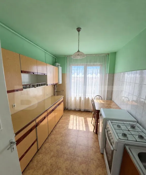 Apartament vanzare 4 camere spatioase 84 mp vedere panor