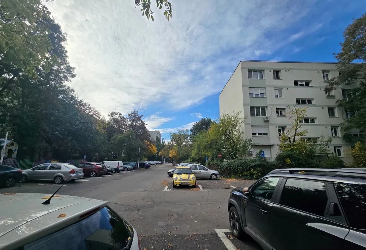 Metrou Titan ap 4cam decomandat 80mp bloc reabilitat