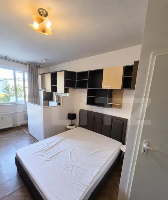 Garsoniera de vanzare 22 mp zona Dambul Rotund