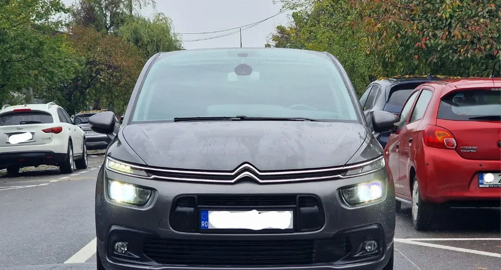 Citroen C4 Picasso Facelift 2018 1 6 HDi 120 CP Euro6 RO 6 290 eur