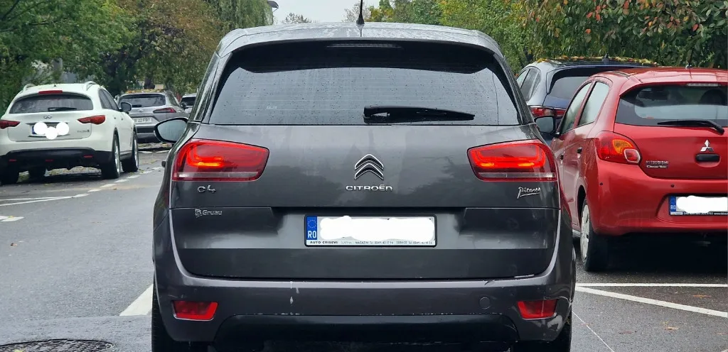 Citroen C4 Picasso Facelift 2018 1 6 HDi 120 CP Euro6 RO 6 290 eur