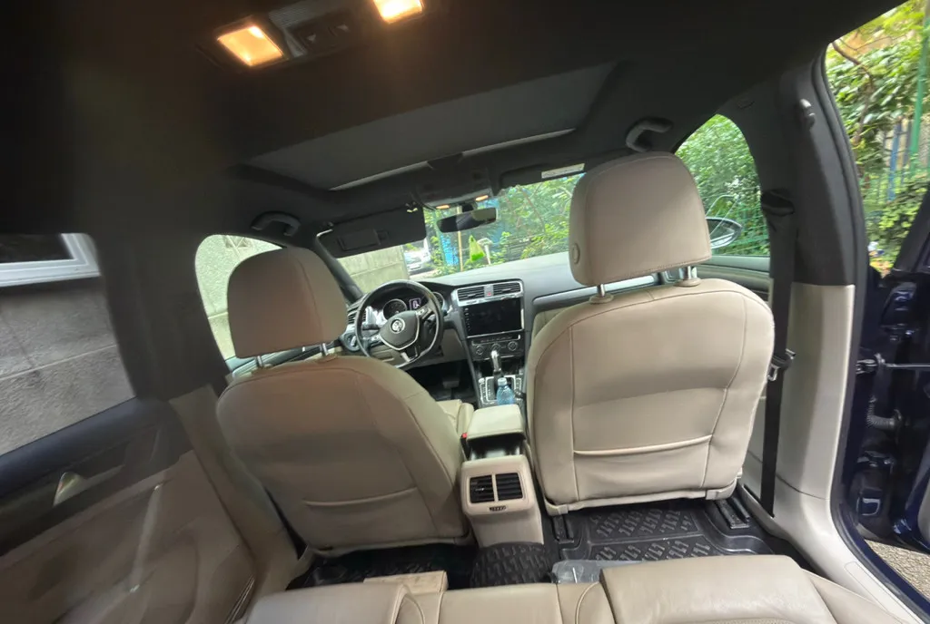 Volkswagen Golf 7 Benzina CNG 2018 14 000 eur